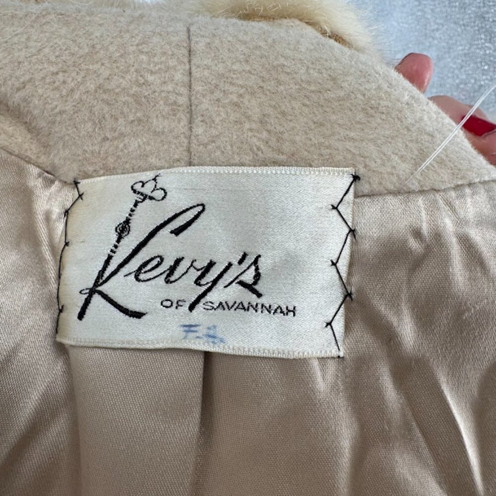 Vintage Levy's of Savannah Fur Collar Wool Coat - Size L - Picture 11 of 13